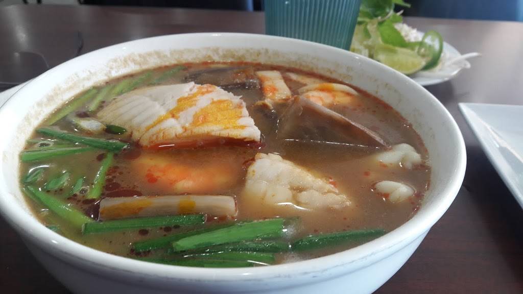 Phở Gia Đình | restaurant | 3002 N Arizona Ave Suite #1, Chandler, AZ 85225, USA | 4802199696 OR +1 480-219-9696