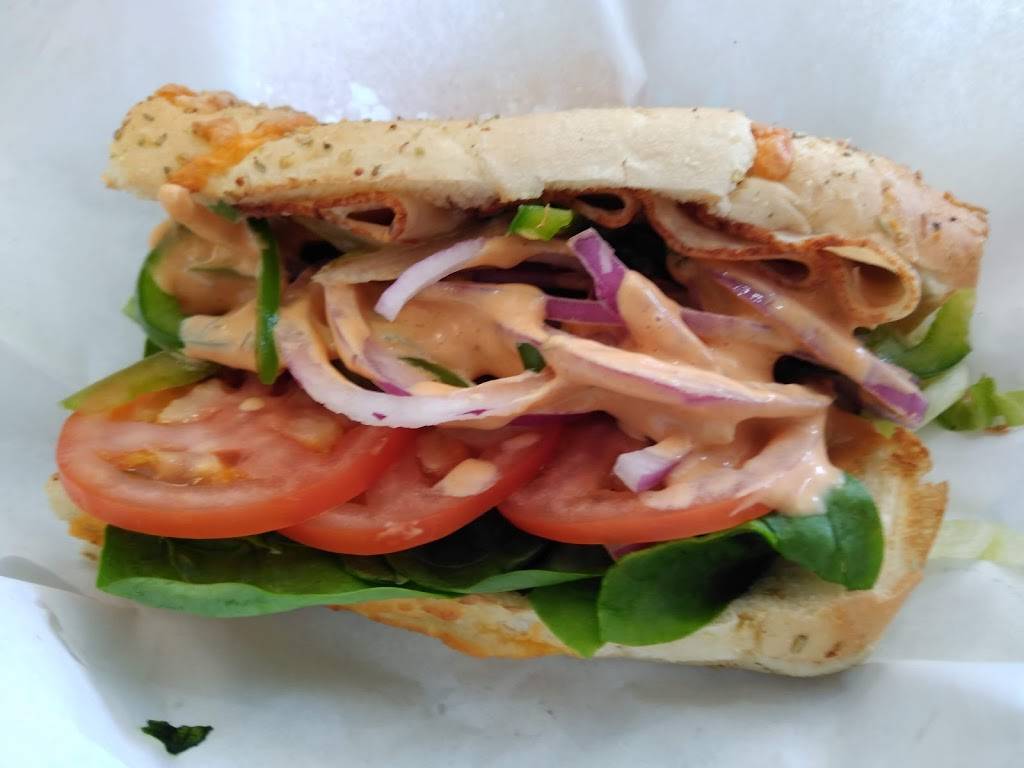 Subway Restaurants | restaurant | 550 W. Baseline Road, Suite A-103, Frys Vineyard, Mesa, AZ 85210, USA | 4807333791 OR +1 480-733-3791