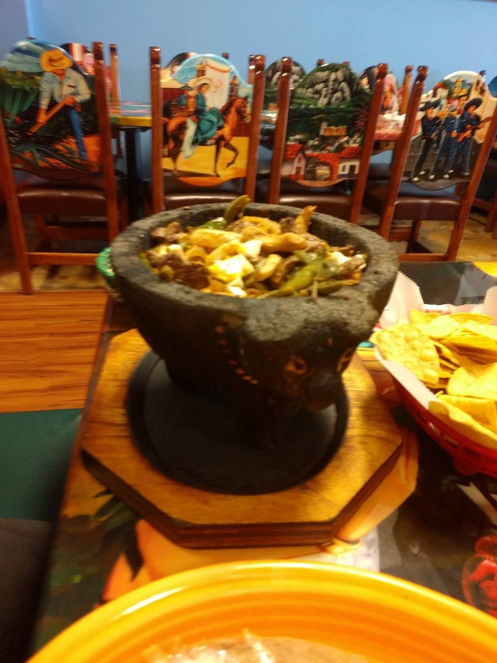 El Compadre | restaurant | 3126 John A Williams Blvd, Bedford, IN 47421, USA | 8122777040 OR +1 812-277-7040