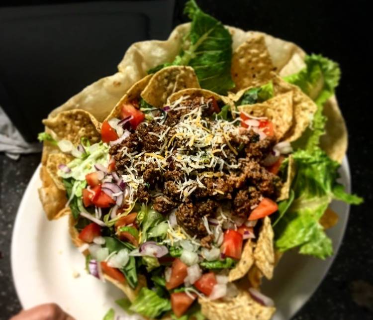 Macks Bar & Jay Dawgs Grill | restaurant | 10056 Main St, Penngrove, CA 94951, USA | 7077939480 OR +1 707-793-9480