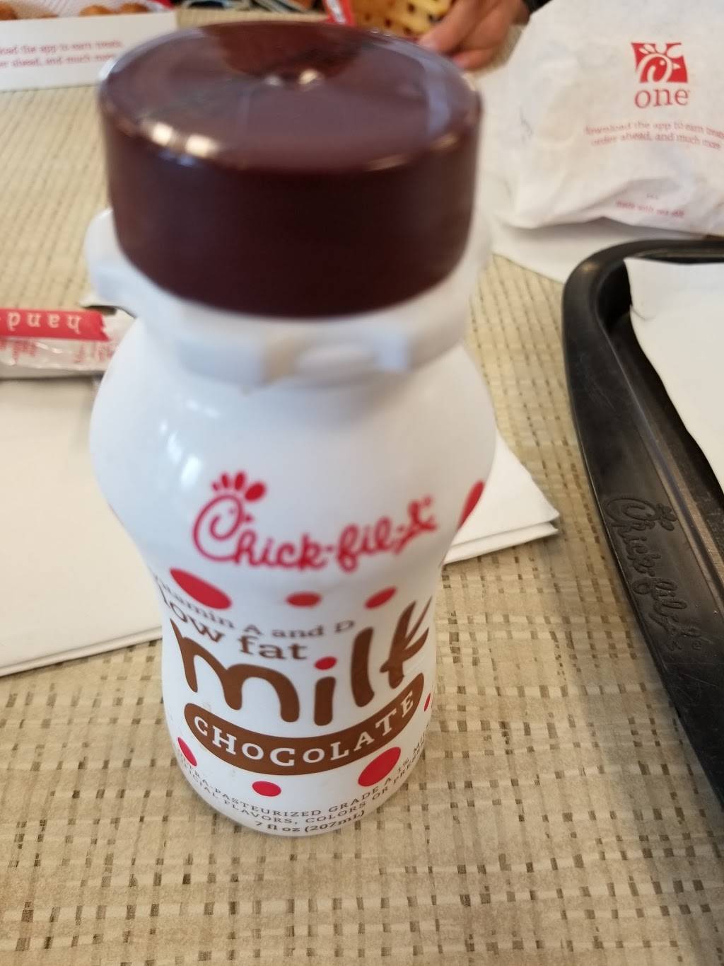 Chick-fil-A | restaurant | 1185 Woodstock Rd, Roswell, GA 30075, USA | 6787950155 OR +1 678-795-0155