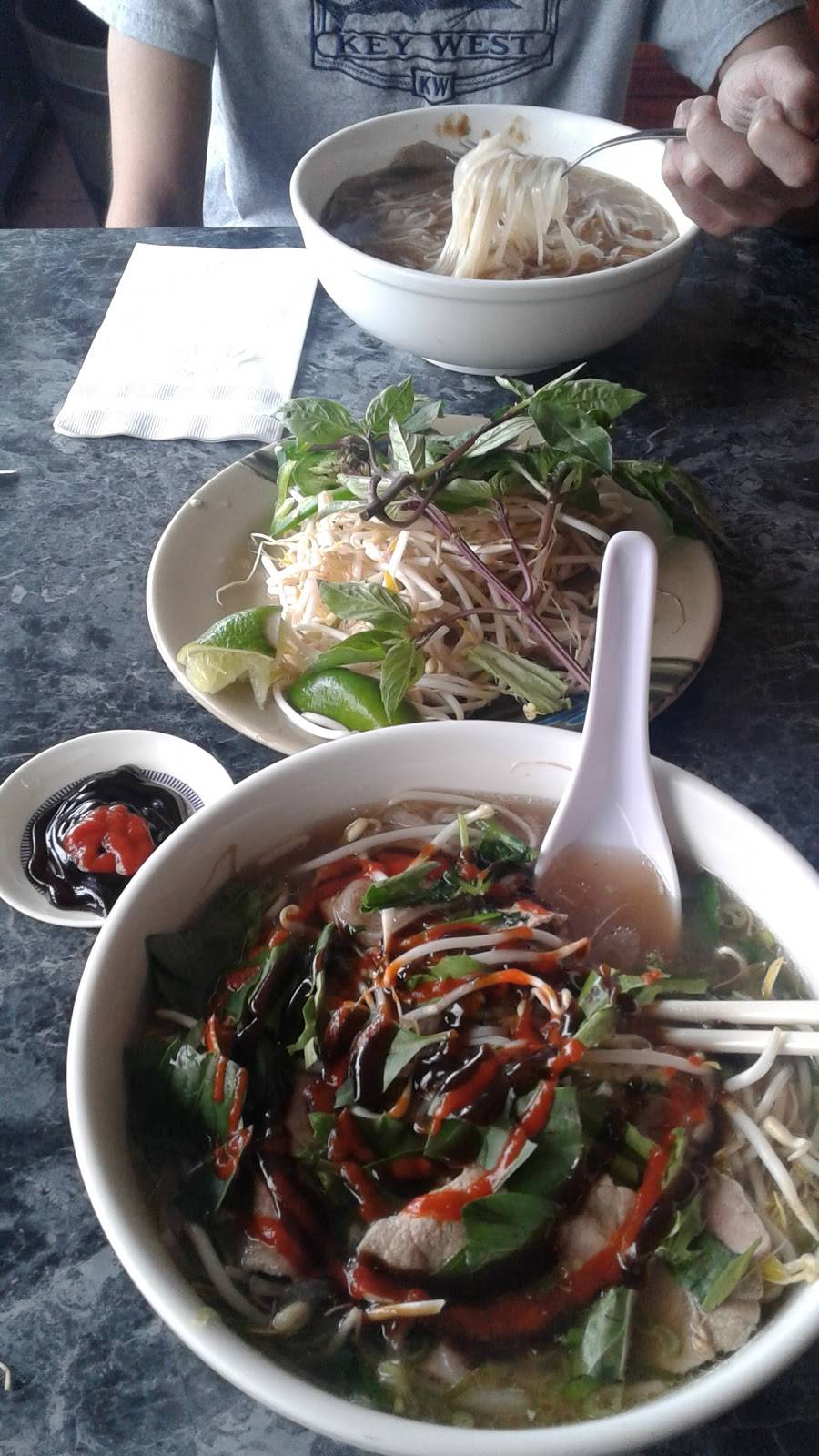 Phở An Hòa | restaurant | 2730 W Waters Ave, Tampa, FL 33614, USA | 8134909157 OR +1 813-490-9157