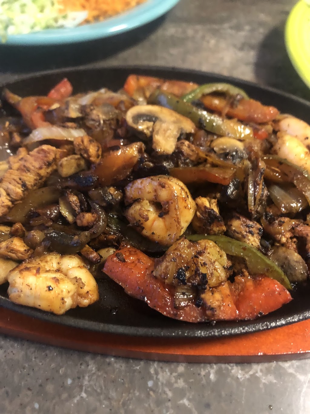 Toritos Cantina | restaurant | 5988 NY-96, Farmington, NY 14425, USA | 5854338009 OR +1 585-433-8009