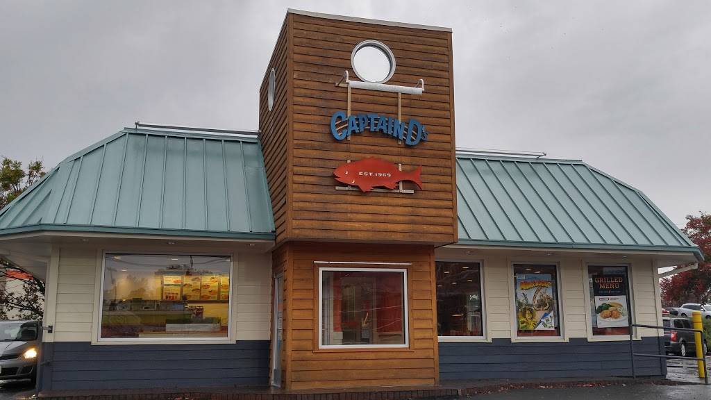 Captain Ds | restaurant | 109 GA-138 W, Stockbridge, GA 30281, USA | 7703899001 OR +1 770-389-9001