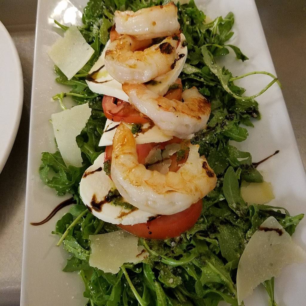 Friends & Company Restaurant | meal takeaway | 11 Boston Post Rd, Madison, CT 06443, USA | 2032450462 OR +1 203-245-0462