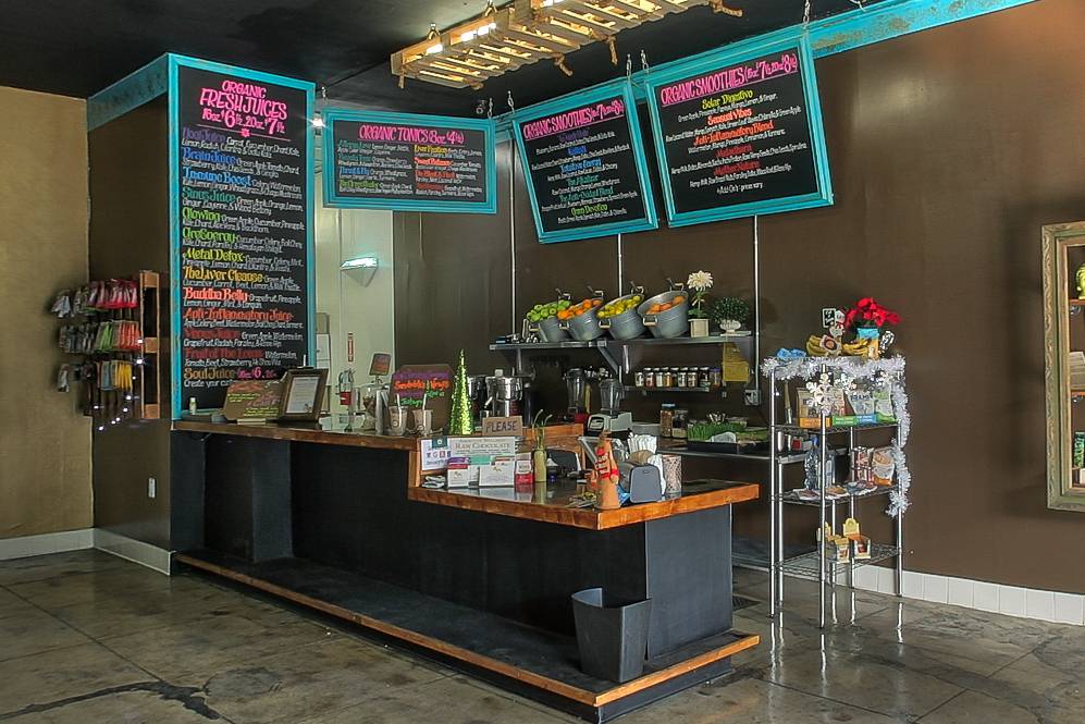 Glowing Juices / Vegan Market | restaurant | 1557 Echo Park Ave, Los Angeles, CA 90026, USA | 2135370680 OR +1 213-537-0680