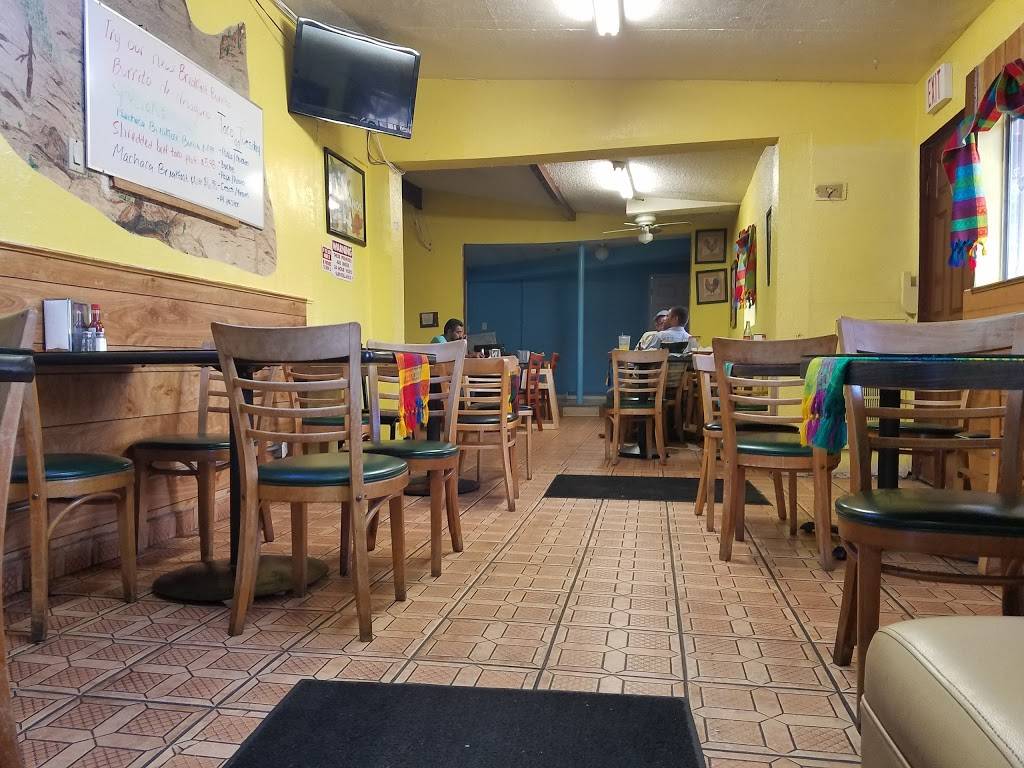 Antojitos Tierra Caliente | restaurant | 10959 58th St, Mira Loma, CA 91752, USA | 9516810856 OR +1 951-681-0856