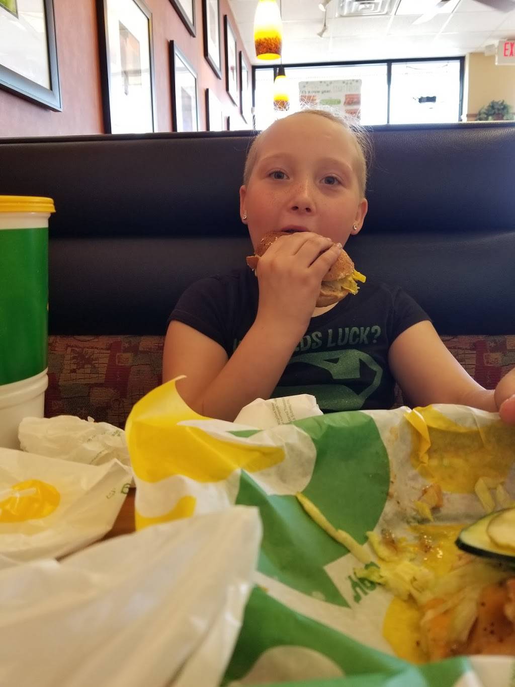 Subway Restaurants | restaurant | 1296 N Kinzie Ave, Bradley, IL 60915, USA | 8159393331 OR +1 815-939-3331