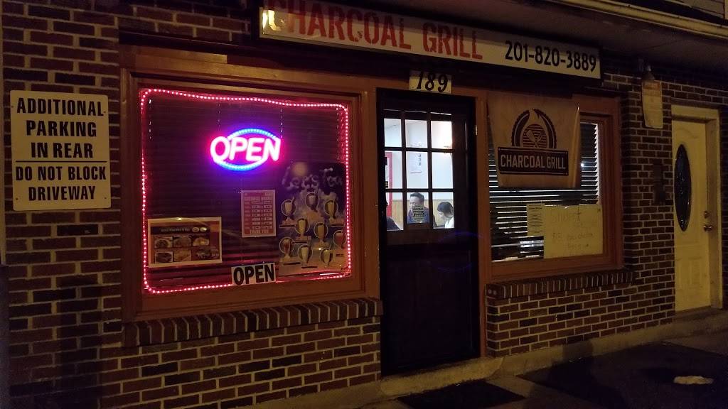 Charcoal Grill | restaurant | 3452, 189 Central Ave, Hackensack, NJ 07601, USA | 2018203889 OR +1 201-820-3889