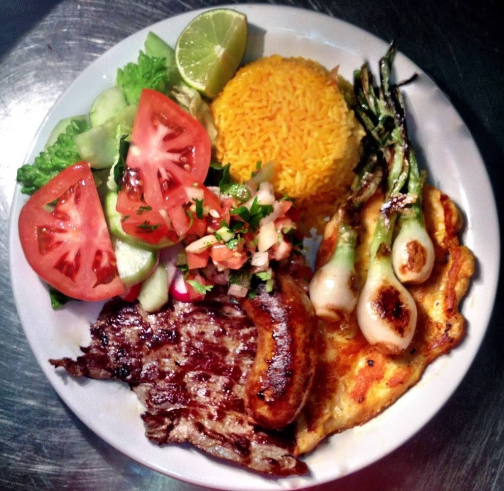 El Trovador Mercado Latino | restaurant | 2523 Putty Hill Ave, Parkville, MD 21234, USA | 4106631777 OR +1 410-663-1777