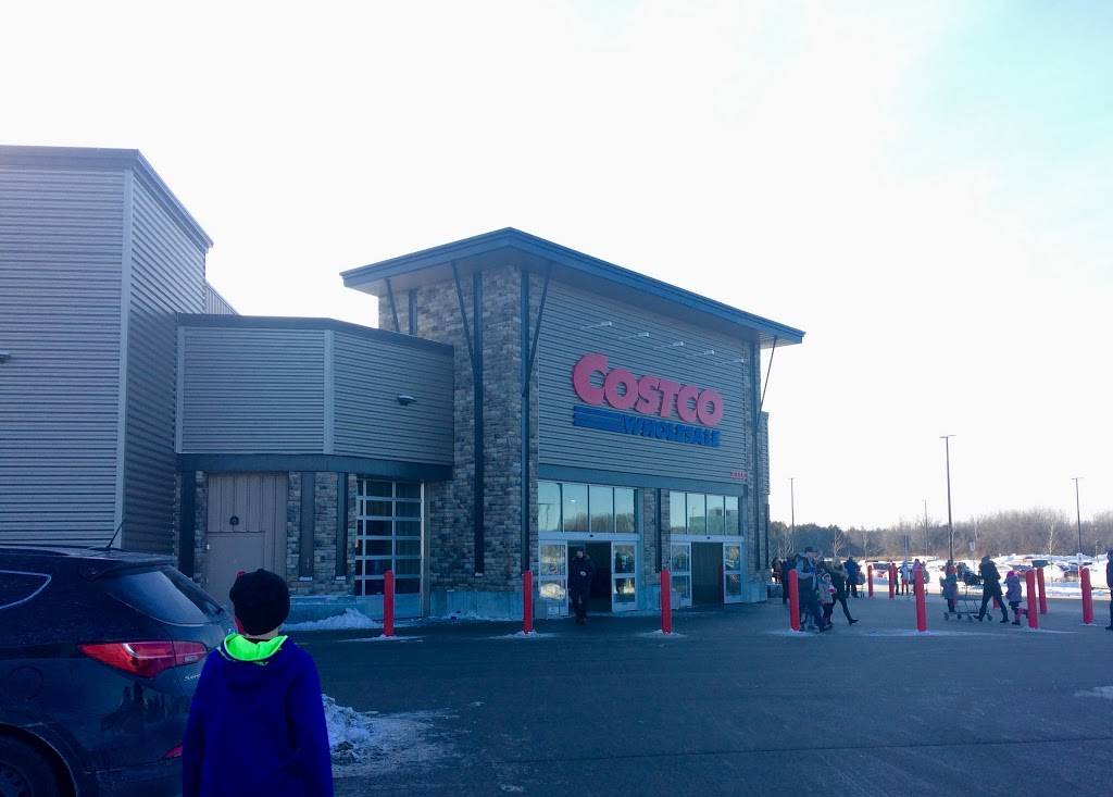 Costco Food Court | meal takeaway | 4315 Strandherd Dr, Nepean, ON K2J 6E5, Canada | 6137140913 OR +1 613-714-0913