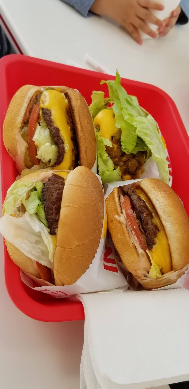 In-N-Out Burger | restaurant | 7691 E Carson St, Long Beach, CA 90808, USA | 8007861000 OR +1 800-786-1000