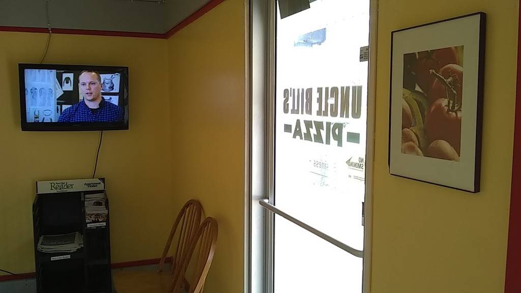 Uncle Bills Pizza | restaurant | 1407 E Locust St, Davenport, IA 52803, USA | 5633228600 OR +1 563-322-8600