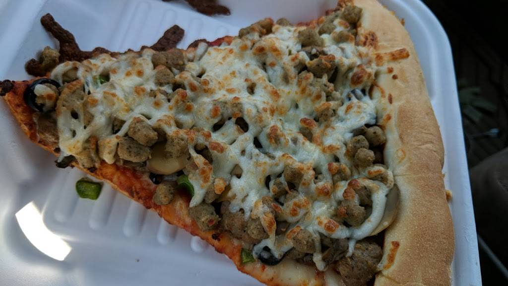 Knollas Pizza Cafe | restaurant | 7343 W Central Ave, Wichita, KS 67212, USA | 3167734496 OR +1 316-773-4496