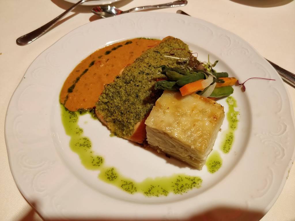 The Manor | restaurant | 111 Prospect Ave, West Orange, NJ 07052, USA | 9737312360 OR +1 973-731-2360