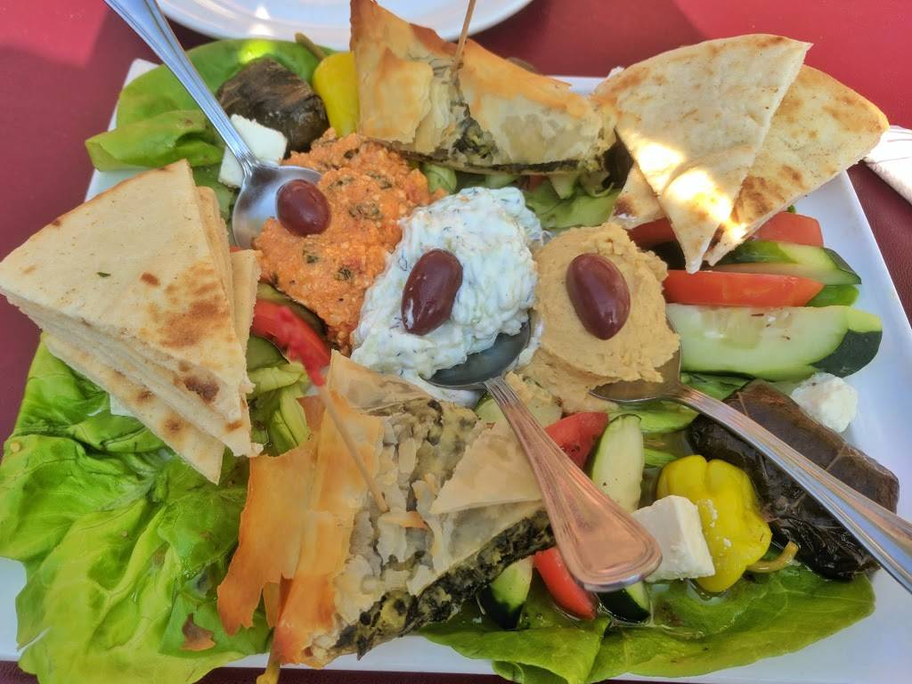 Dimitris International Grille | restaurant | 2205 Frederick Rd, Catonsville, MD 21228, USA | 4107471927 OR +1 410-747-1927