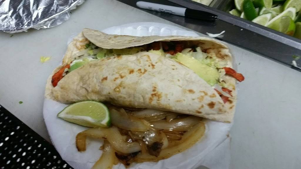 Los 2 Vaqueros Tacos | restaurant | Channelview, TX 77530, USA | 8327906710 OR +1 832-790-6710