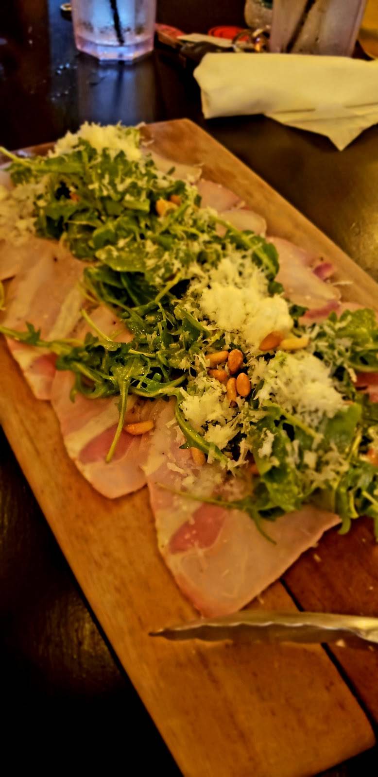 F&D Woodfired Italian Kitchen | restaurant | 2420 Curry Ford Rd, Orlando, FL 32806, USA | 4077515697 OR +1 407-751-5697