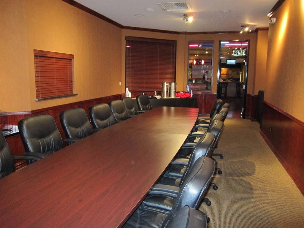 Main Event Fort Worth South | restaurant | 4801 Citylake Blvd E, Fort Worth, TX 76132, USA | 8172925555 OR +1 817-292-5555