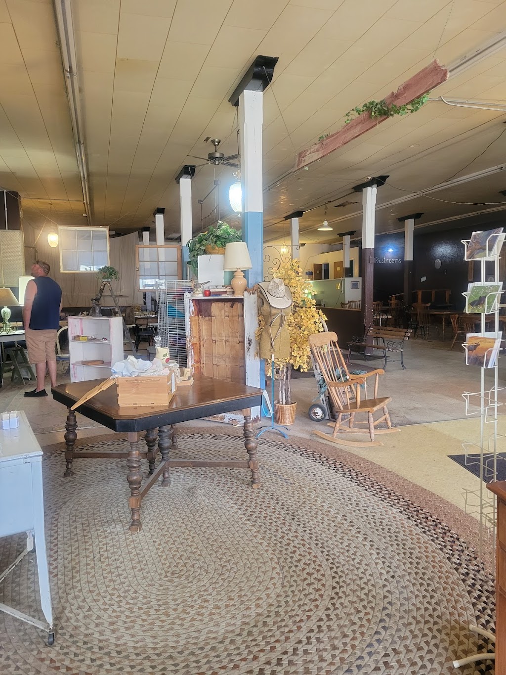 Four Winds Pizza | restaurant | 496 Main St, Walden, CO 80480, USA | 9707238668 OR +1 970-723-8668