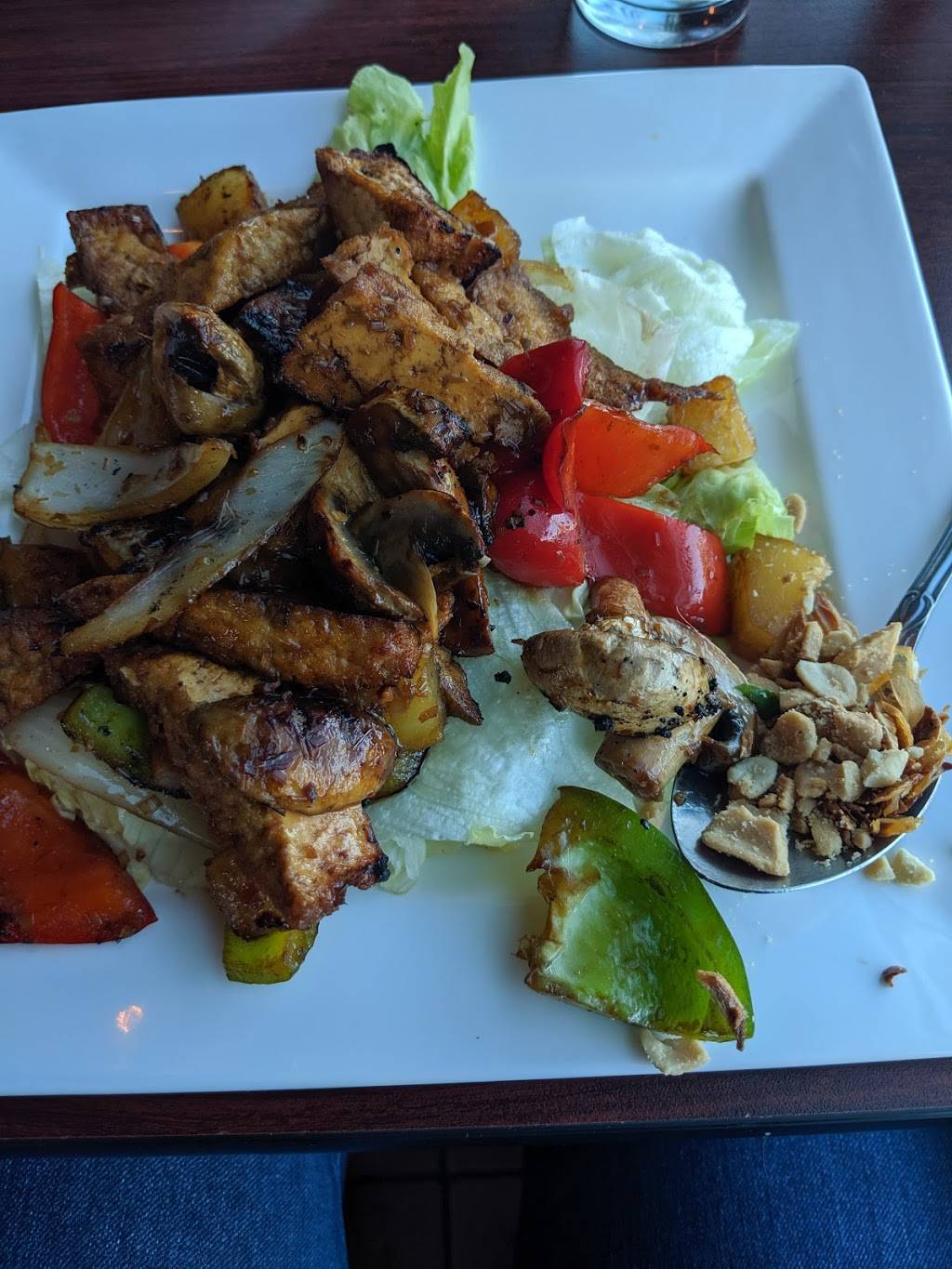 The Lemongrass | restaurant | 365 S Grady Way, Renton, WA 98057, USA | 4252282000 OR +1 425-228-2000