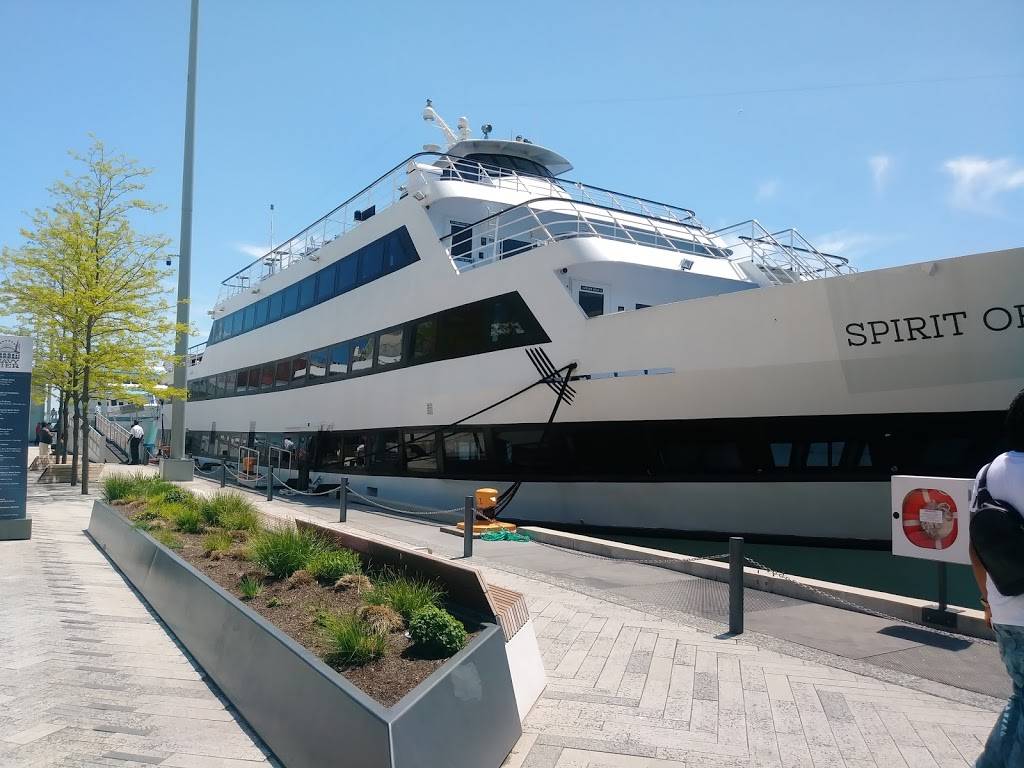 Spirit of Chicago | restaurant | Navy Pier, 600 E Grand Ave, Chicago, IL 60611, USA | 3122222508 OR +1 312-222-2508
