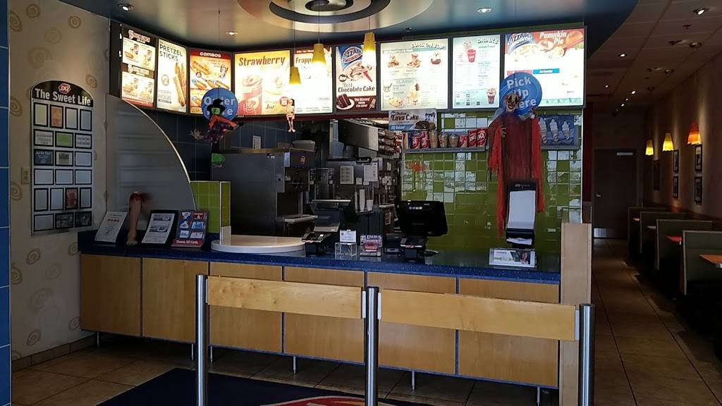 Dairy Queen | restaurant | 26633 Hoover Rd, Warren, MI 48089, USA | 5867559900 OR +1 586-755-9900