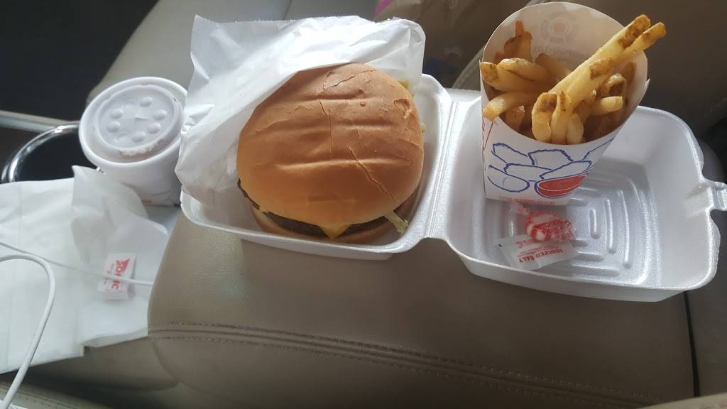 Sonic Drive-In | restaurant | 180 Davis Blvd, Southlake, TX 76092, USA | 8173375008 OR +1 817-337-5008