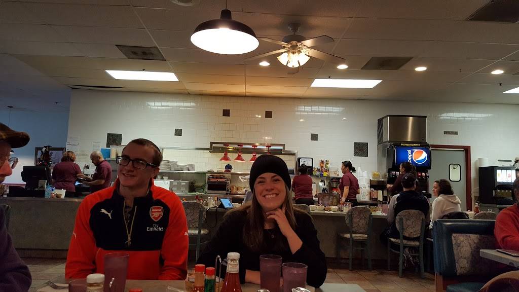 Country Waffles- Clayton | restaurant | 5435 Clayton Rd ste b, Clayton, CA 94517, USA | 9256730943 OR +1 925-673-0943