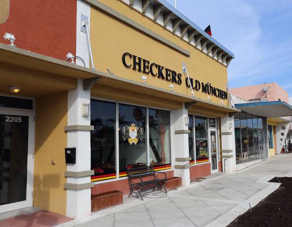 Checkers Old Munchen | restaurant | 2209 E Atlantic Blvd, Pompano Beach, FL 33062, USA | 9547857565 OR +1 954-785-7565