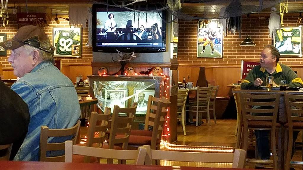Gippers Sports Bar & Grill | restaurant | 1860 University Ave, Green Bay, WI 54302, USA | 9204351515 OR +1 920-435-1515