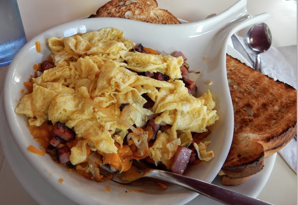 Garden of Eatin | restaurant | 19847 E Gale Ave, Galesville, WI 54630, USA | 6085824366 OR +1 608-582-4366