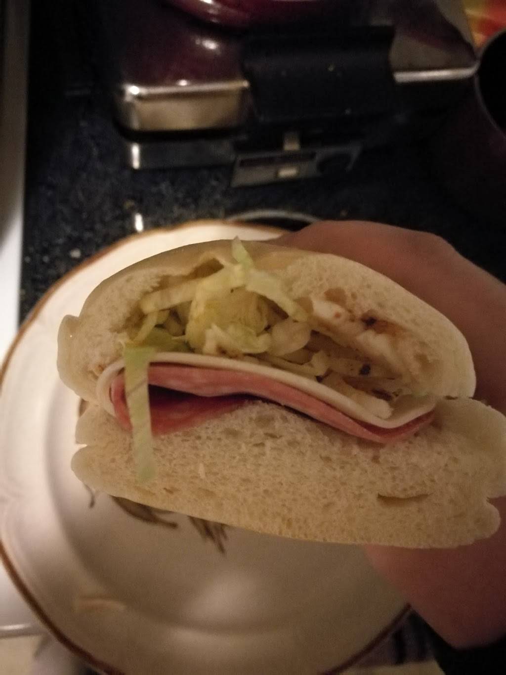 RockN Rollz Sandwich Co | restaurant | 5208 Farwell St, McFarland, WI 53558, USA | 6088383444 OR +1 608-838-3444