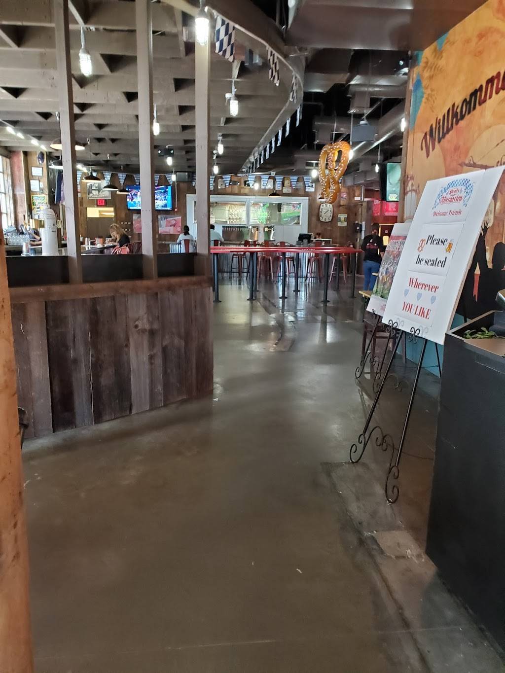 Redds Biergarten | restaurant | 5 Easton Ave, New Brunswick, NJ 08901, USA | 7322466800 OR +1 732-246-6800