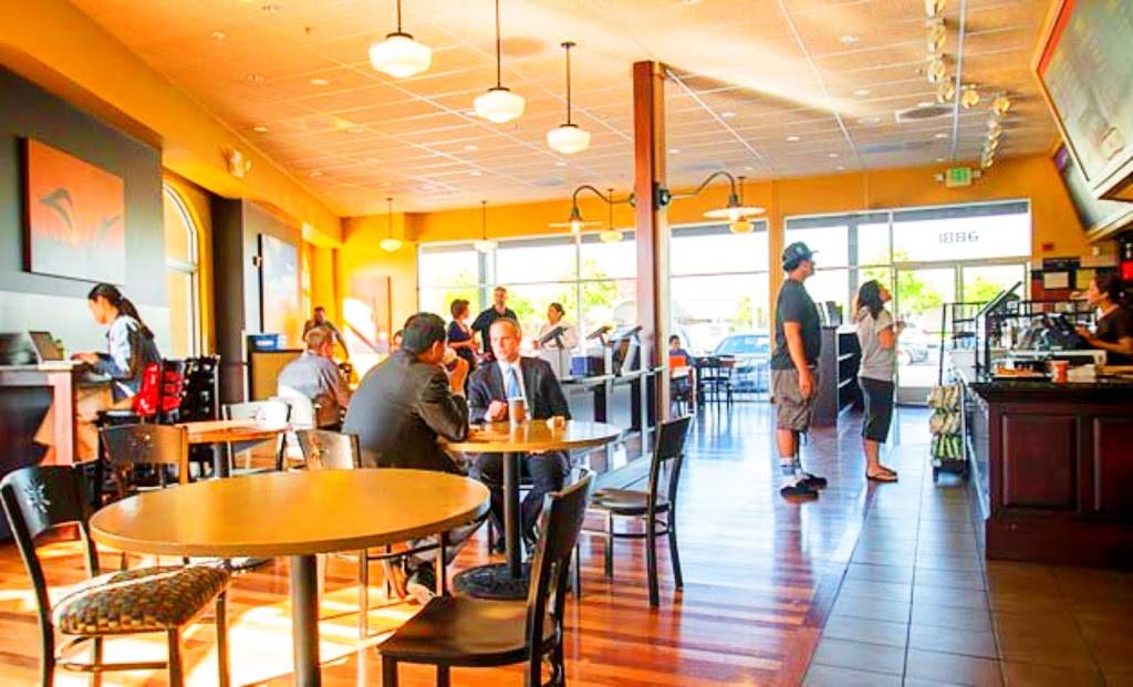 Biscuit Love Gulch | restaurant | 316 11th Ave S, Nashville, TN 37203, USA | 6154909584 OR +1 615-490-9584