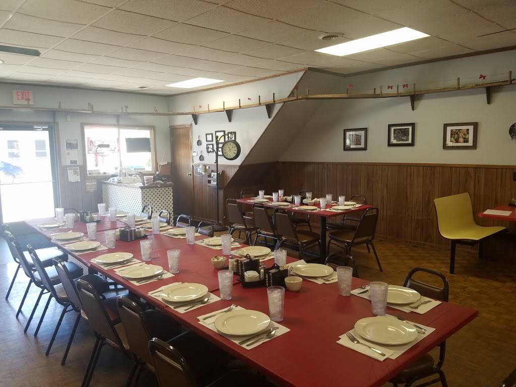 Cast Iron Kitchen | restaurant | 110 W Main St, Manton, MI 49663, USA | 2318244244 OR +1 231-824-4244