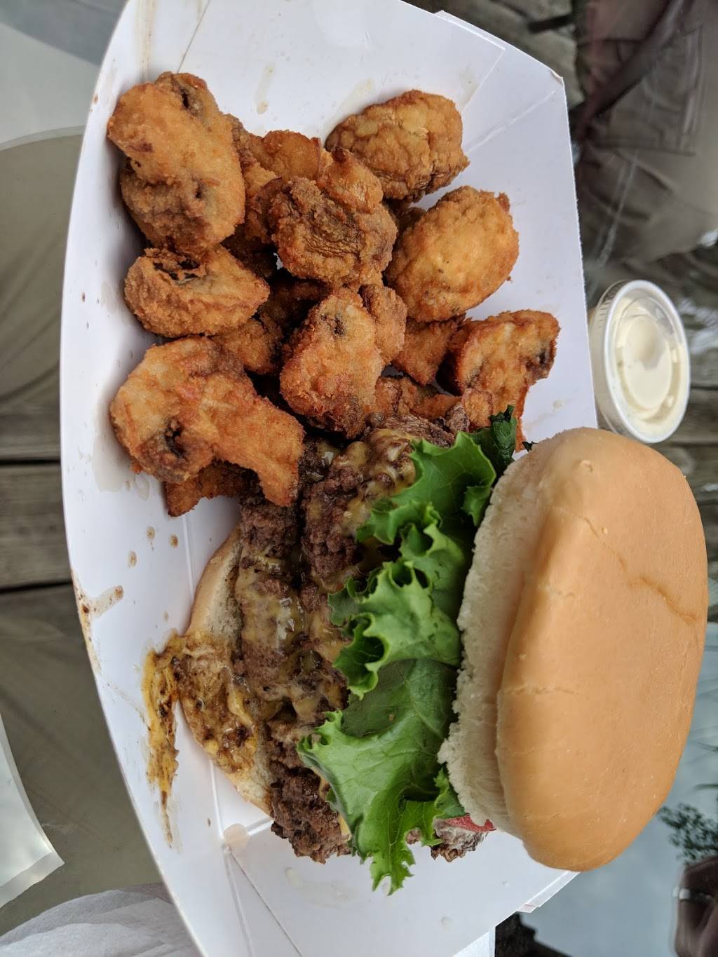 Ole Hitchin Post | restaurant | 109 Center St, Larwill, IN 46764, USA | 2602481270 OR +1 260-248-1270