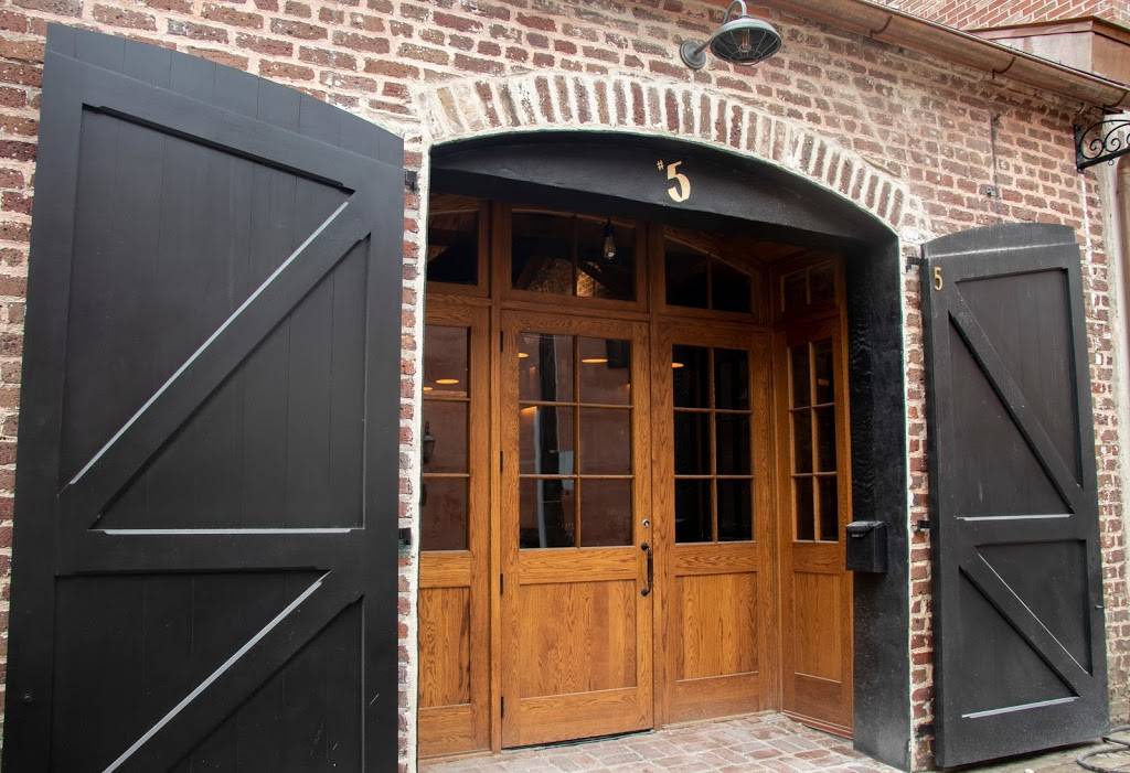 Bumpas | restaurant | 5 Cumberland St, Charleston, SC 29401, USA | 8439527565 OR +1 843-952-7565