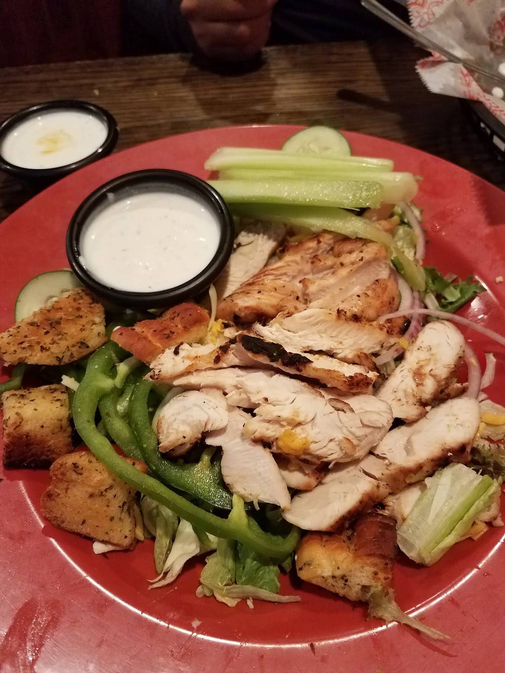 Kickin Chicken | restaurant | 1179 Sam Rittenberg Blvd, Charleston, SC 29407, USA | 8437665292 OR +1 843-766-5292