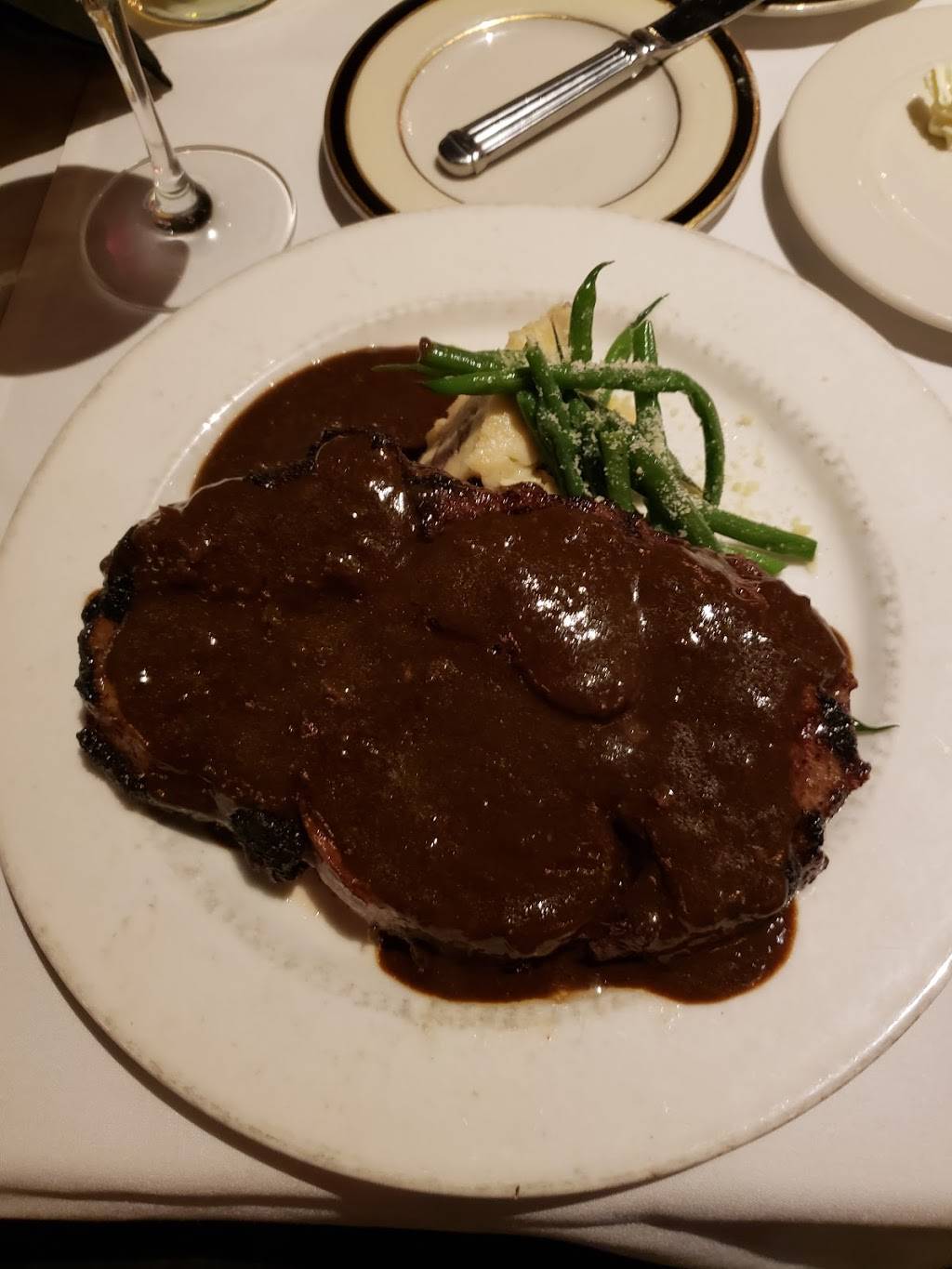 The Tenderloin Room | restaurant | 232 Kingshighway Blvd, St. Louis, MO 63108, USA | 3143610900 OR +1 314-361-0900