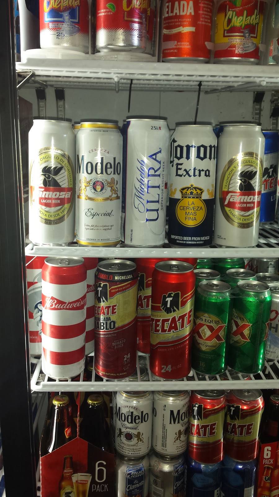 La Azteca Taqueria & Market | restaurant | 452 TN-46, Dickson, TN 37055, USA | 6153757242 OR +1 615-375-7242