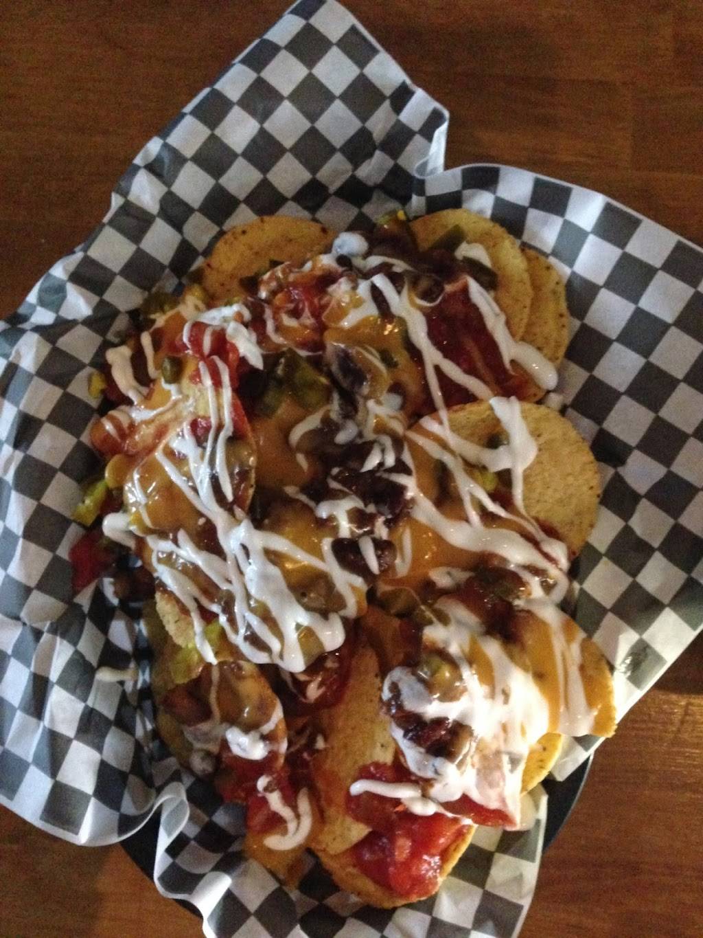 Round The Horn | restaurant | 331 Roncesvalles Ave, Toronto, ON M6R 2M8, Canada | 4167852123 OR +1 416-785-2123