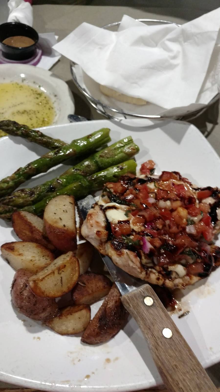 Uccellos Ristorante- East Beltline GR | meal takeaway | 2630 E Beltline Ave SE, Grand Rapids, MI 49546, USA | 6169542002 OR +1 616-954-2002