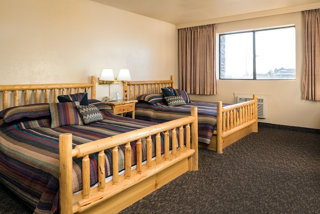 Grand Canyon Inn | night club | 257 AZ-64, Williams, AZ 86046, USA | 8006359203 OR +1 800-635-9203