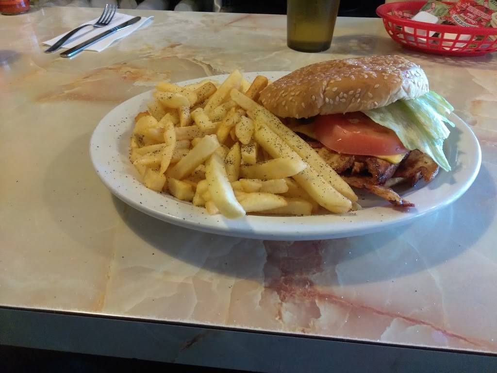 Hamtramck Coney Island | restaurant | 9741 Joseph Campau Ave, Hamtramck, MI 48212, USA | 3138734569 OR +1 313-873-4569