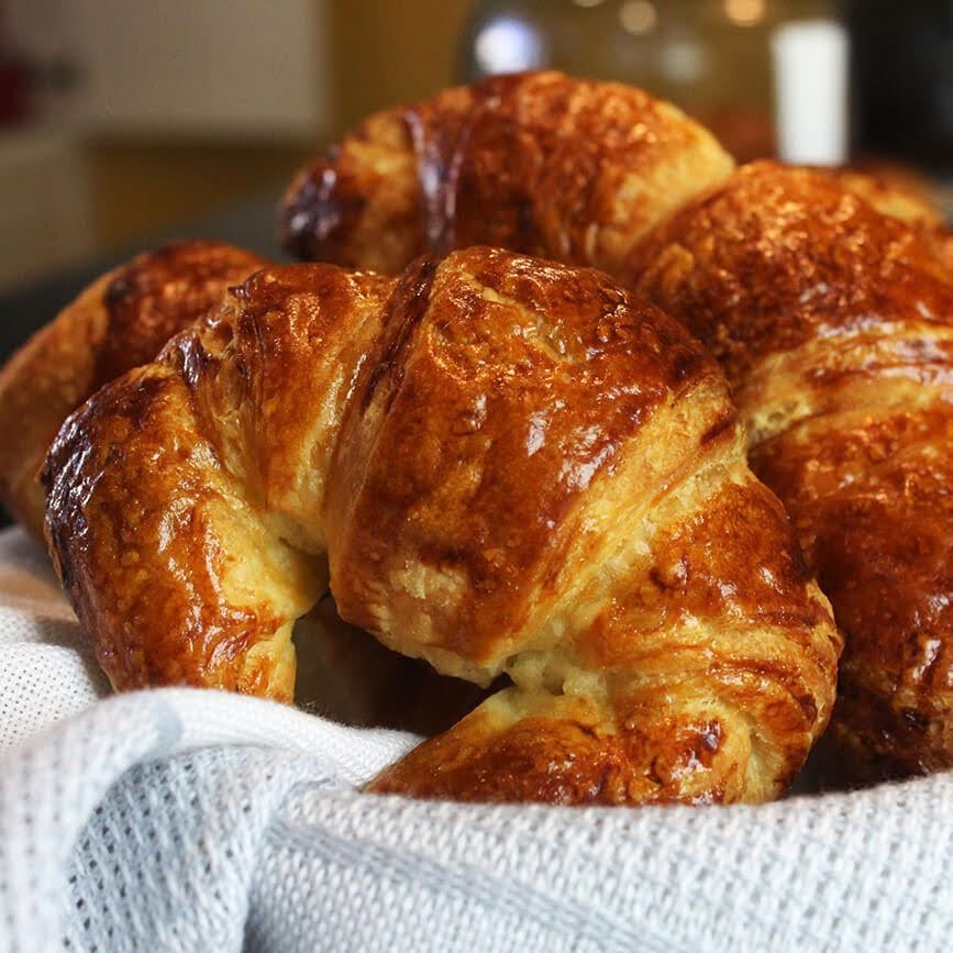 Moka bakery and desserts | restaurant | 1455 NW 107th Ave, Doral, FL 33172, USA | 3058572736 OR +1 305-857-2736