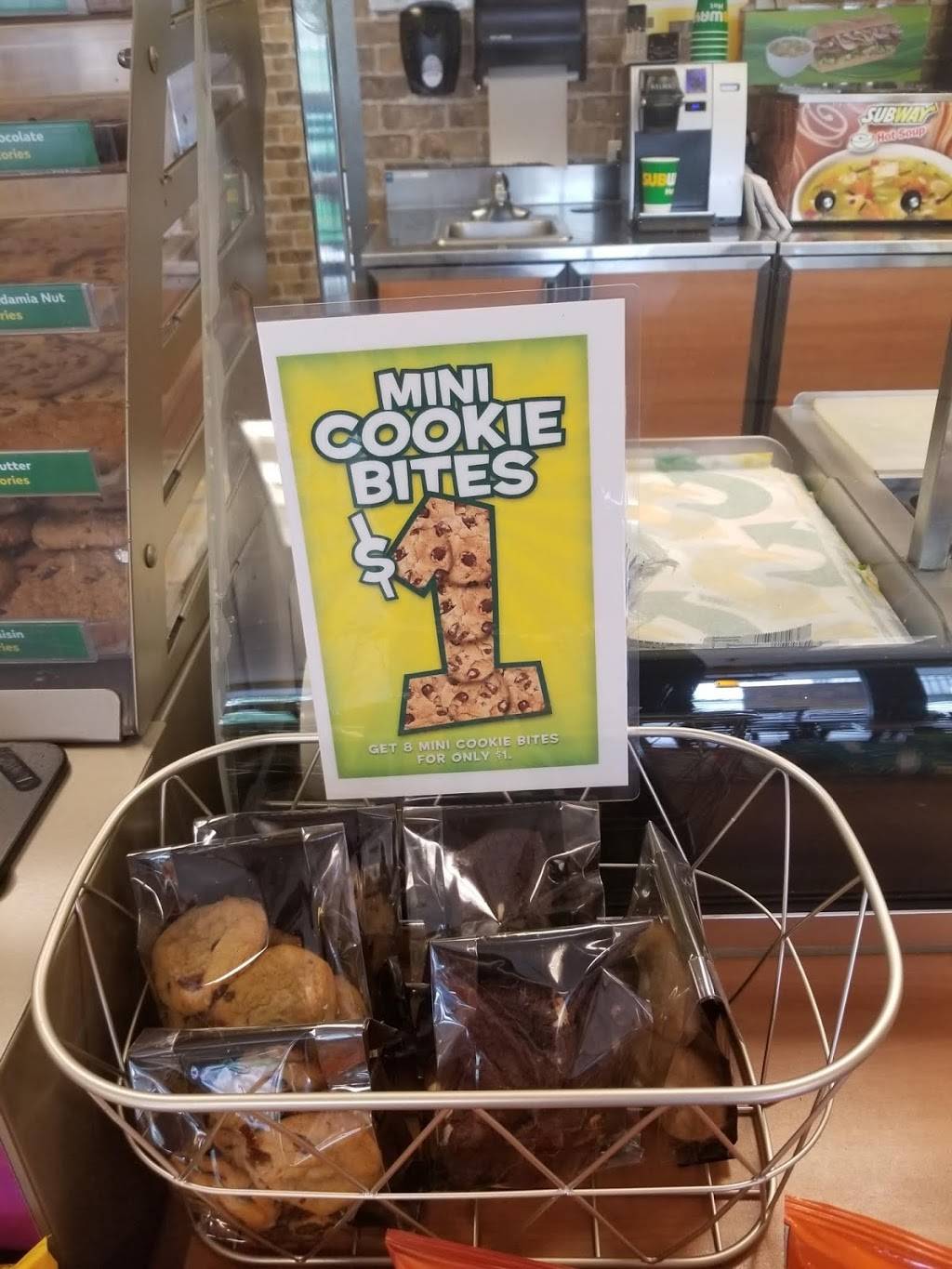 Subway Restaurants | restaurant | 9237 Waukegan Rd, Morton Grove, IL 60053, USA | 2242518523 OR +1 224-251-8523