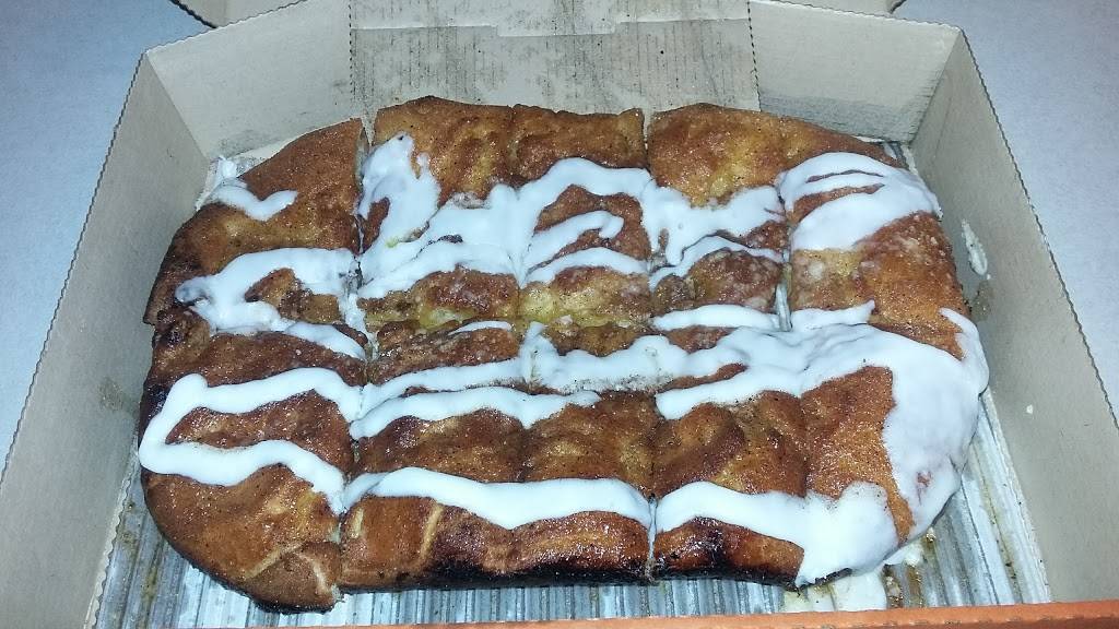 Little Caesars Pizza | meal takeaway | 2385 Tecumseh Rd W, Windsor, ON N9B 1W2, Canada | 5192524949 OR +1 519-252-4949