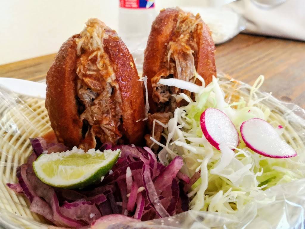 RO-HO Pork & Bread | restaurant | 8617 N New Braunfels Ave, San Antonio, TX 78217, USA | 2108003487 OR +1 210-800-3487