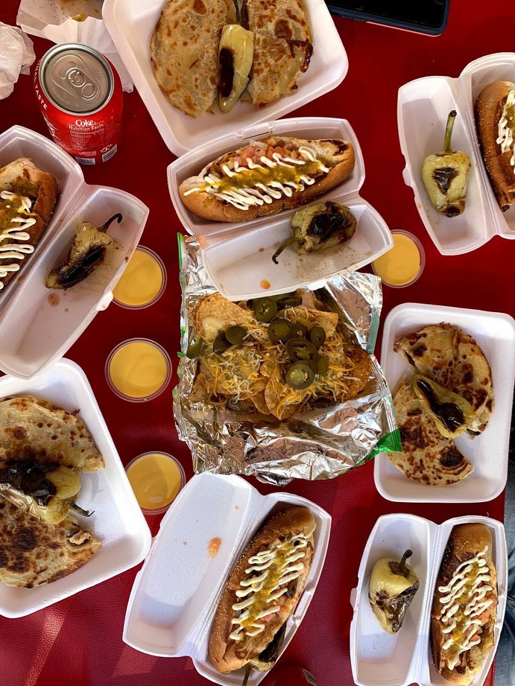 El Chencho Hotdogs | restaurant | 3207 E Ajo Way, Tucson, AZ 85713, USA | 5203023796 OR +1 520-302-3796